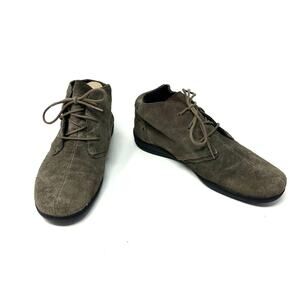 Taos Size 6.5 Bootie Brown Lace‎ Up Leather Moccasin Outdoors Casual Everyday